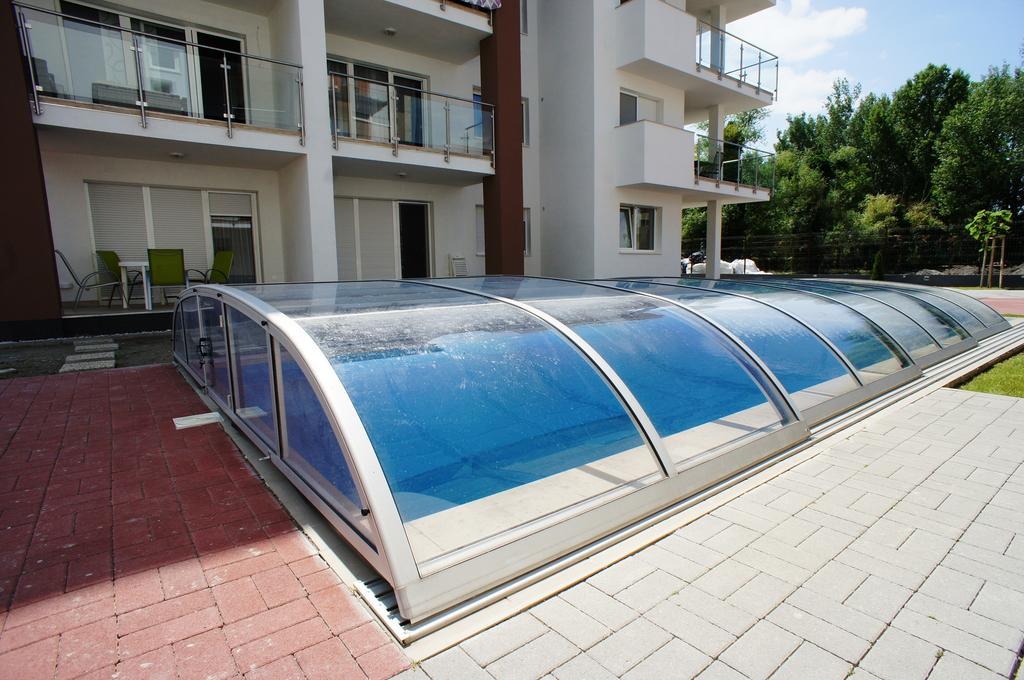 Laguna Beach Apartmanok Siófok Exteriör bild